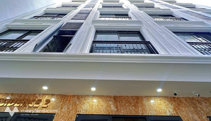 Bán tòa nhà căn hộ dịch vụ đường Hàm Nghi - 130m2 - 8 tầng - thang máy - 33 căn hộ