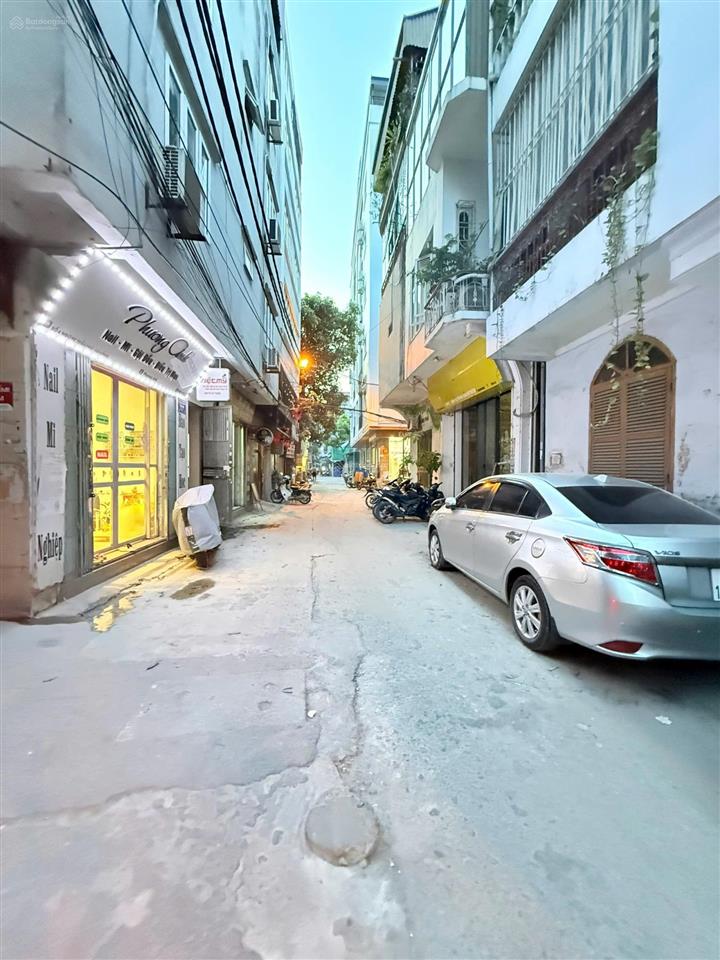 Chính chủ bán nhà ngay sau đh viện bưu chính viễn thông khu phân lô cán bộ, thông ô tô, hơn 4 tỷ