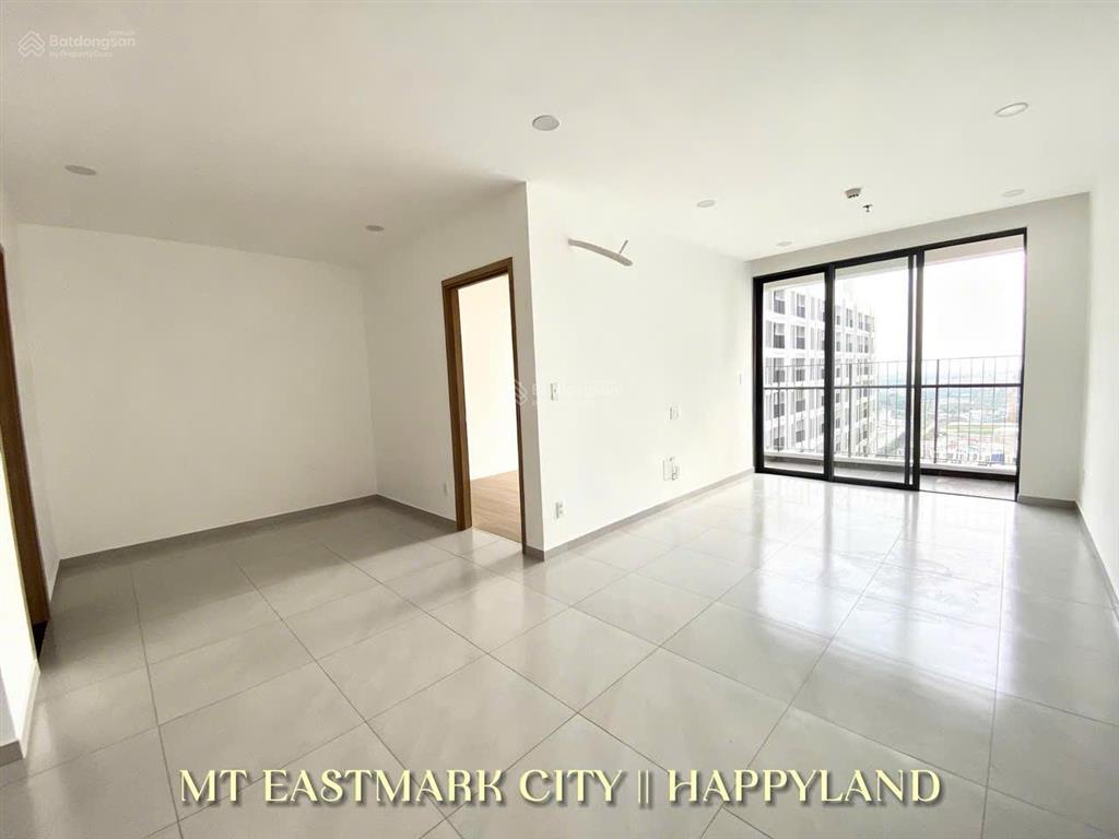 Bán ch mt 63,4m² căn một trong số ít giá tốt 2,9 tỷ sổ hồng, mới 100% view hồ bơi