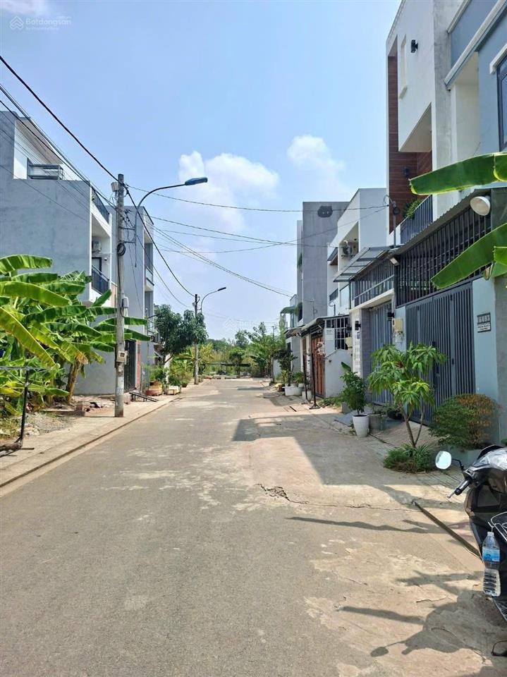 Chỉ 2,8 tỷ sở hữu lô đất 50,4m2 tại trường lưu, long trường, q9. đường rộng 9m, gần chợ, trường