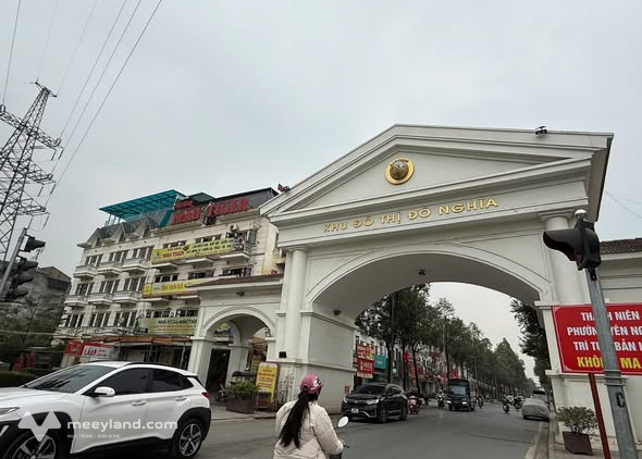 Bán gấp biệt thự ku đô thị Nam Cường, 200m2 - 4 tầng - mặt tiền 10m
