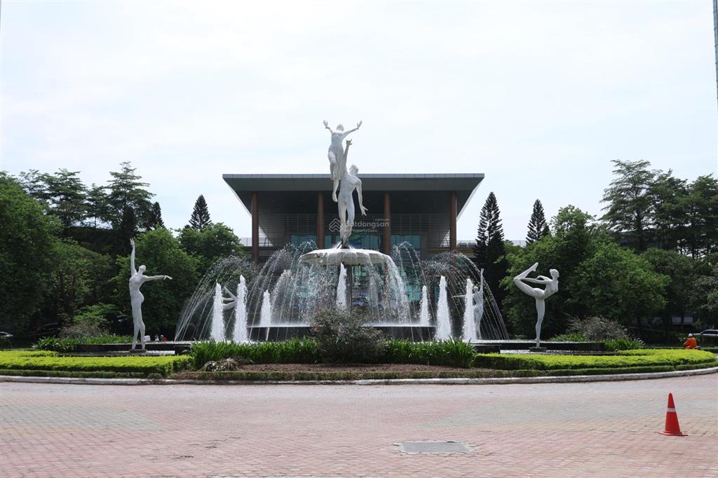 Siêu phẩm ciputra, lô góc 2 mặt đường, cạnh công viên 65ha sát nguyễn văn huyên full nội thất