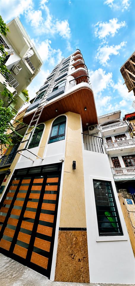 Bán tòa chdv 101m² 9 tầng 28 căn hộ ba bước ra xã đàn trung tâm của trung tâm