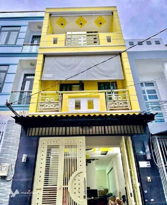 Cô chú bán gấp nhà 3 lầu đầy đủ nội thất hẻm xe tải con, 50m2, Hoàng Việt, phường 4, Tân Bình