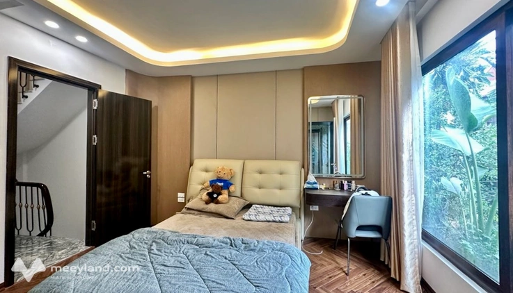 Bán nhà Trần Duy Hưng, Cầu Giấy, 49m2, lô góc, 5 tầng thang máy, ngõ nông 50m ra phố, 12,9 tỷ