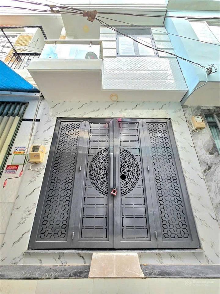 Ngay chân cầu tham lương 45m2 công nhận đủ ko qh gần nhà ga t3 kcn tân bình emart 2