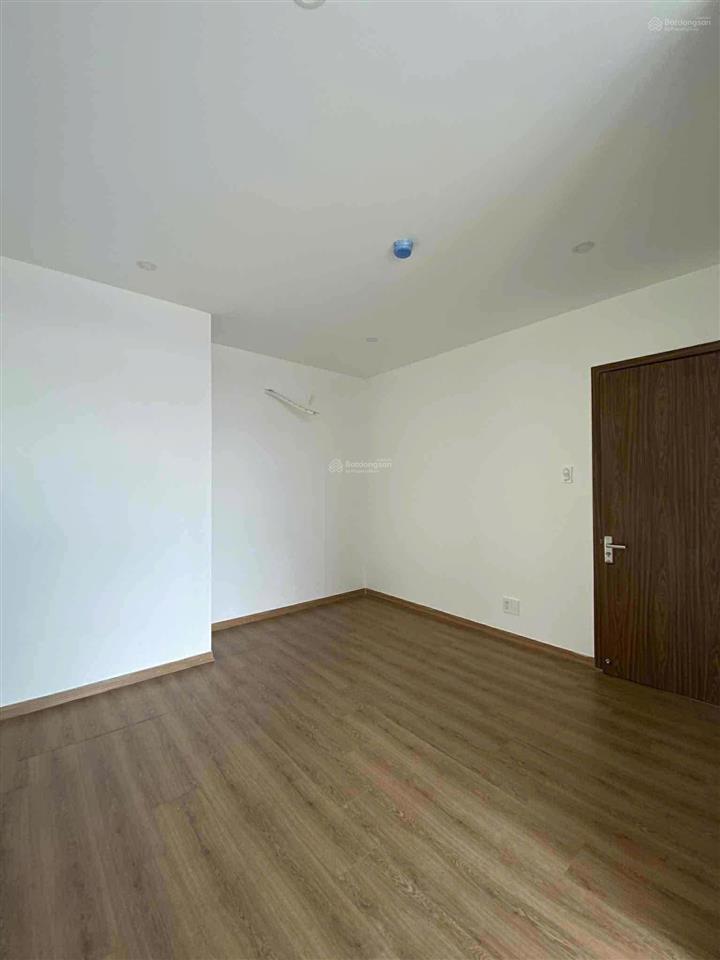 Bán căn b3 view đẹp 97m2 nhà mới c/c western capital tầng trung 0931 918 *** để ép giá