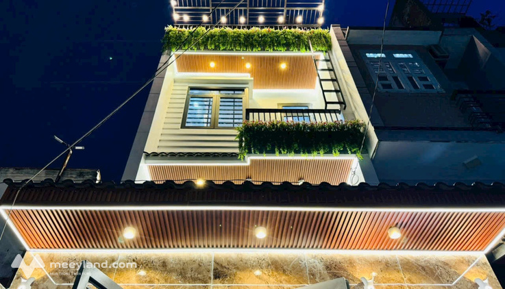 Kẹt tiền bán gấp nhà Nguyễn Trãi, Phường 2, Quận 5, diện tích 40m2, giá 6,5 tỷ