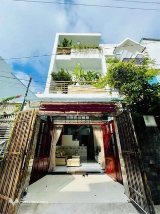 Kẹt tiền bán gấp nhà Trần Huy Liệu, Phường 15, Phú Nhuận, diện tích 56m2, giá 3,9 tỷ