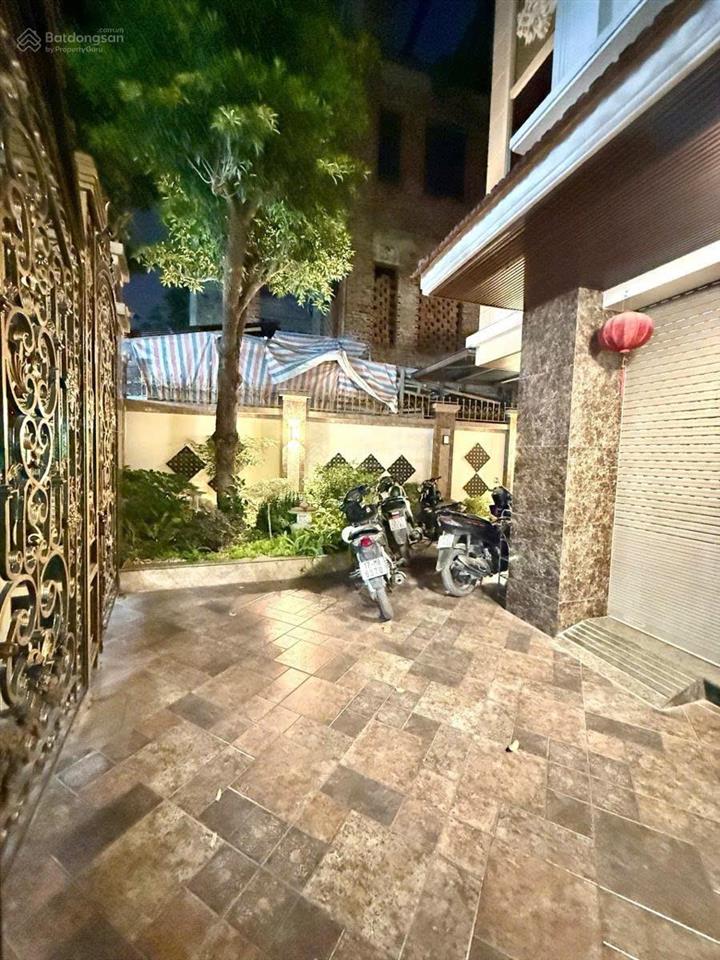 Biệt thự mễ trì đẳng cấp, ô tô tránh, vỉa hè kinh doanh 130m2