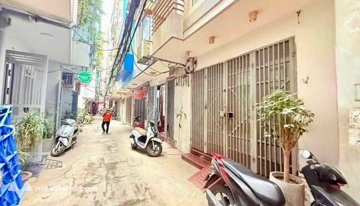 Bán nhà Nguyễn Văn Huyên, Cầu Giấy, 53m2 - 5 tầng - 6 ngủ - Ngõ rộng thoáng - 13.8 tỷ