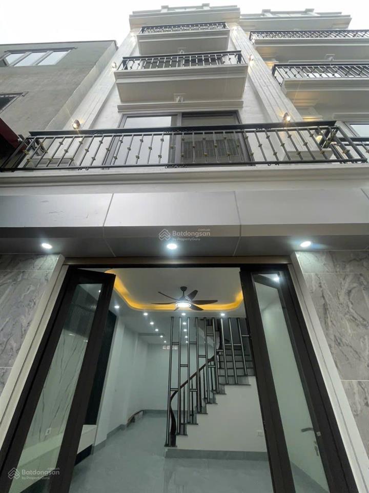 Quá rẻ chỉ 3 tỷ400 có nhà đông la hoài đức (trong đê) xây 5 tầng sát vành đại 4.