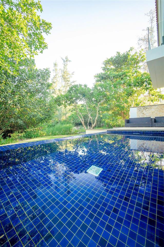Bán nhà biệt thự the ocean villas thuộc vina capital, lô b1, dt 508m2, full nội thất