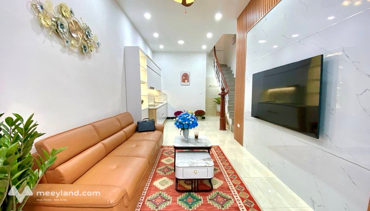 Bán nhà Cầu Giấy - Diện tích 35m2 - 4 tầng 3 ngủ đủ công năng