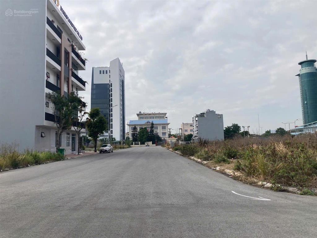 Spcc, đường rộng 15m đất khu phân lô cao cấp phúc lộc, hải an (c911) 0917 696 ***