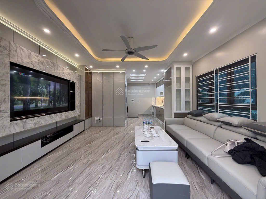 Đặng vũ hỷ, việt hưng, nhà mới lô góc, 1 căn độc lập thoáng sáng, 6 tầng thang máy, gara ô tô