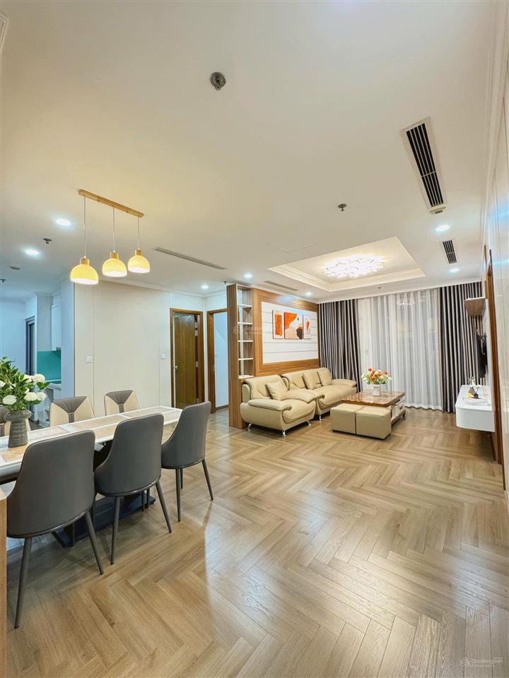 Một căn hiếm có! 2pn, 2wc tại times city, giá 7.6 tỷ, diện tích 83m2. giá tốt thị trường!
