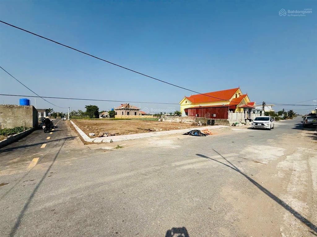 Lô đất nền giáp bãi biển quất lâm, đón sóng vsip và flamingo, thổ cư, mt 5m