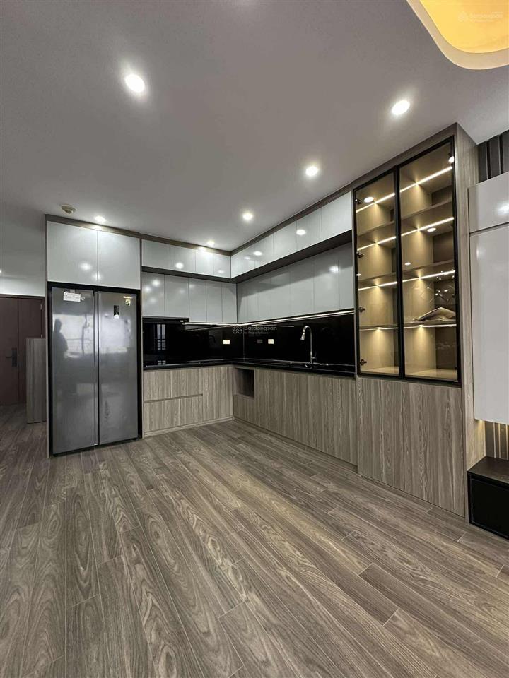 Bán chung cư đại kim building trần hoà hoàng mai. dt 70m2 2pn 2 vsinh. giá 4,65 tỷ. 0983 282 ***