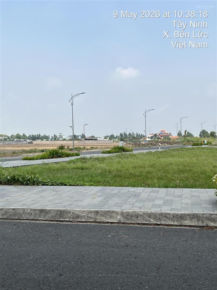 Chạy tiền cần bán gấp lô đất mặt tiền đường nguyễn hữu trí, ngay chợ tân bửu, 100m2, giá 1,45tỷ shr