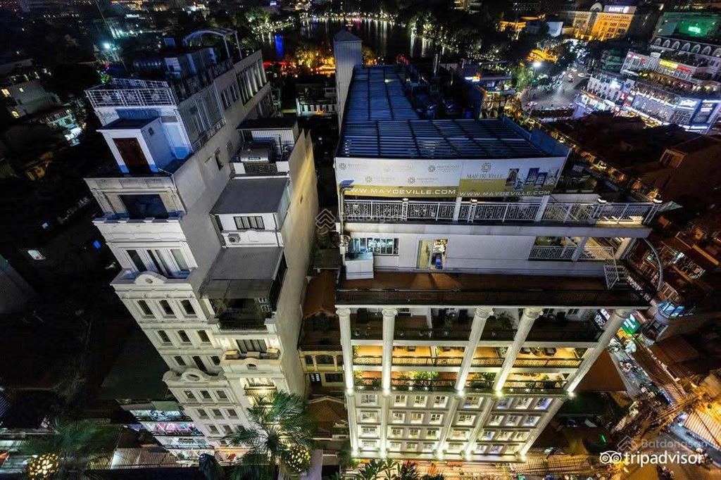 Bán khách sạn may de ville lakeside 5 sao cao nhất phố cổ. 16 tầng, 18m mặt tiền. 505m2