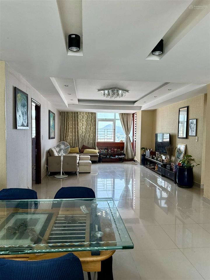 Chính chủ bán căn chung cư 118m² tầng 14 số 6 bãi dương 3pn, 2wc, 1 phòng khách, 1 bếp