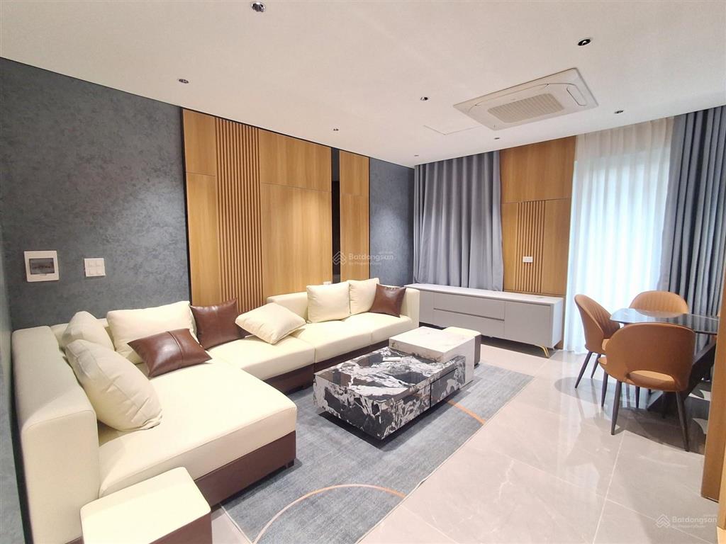 Hàng hiếm nhà thạch bàn long biên 50m2 x 6t thang máy ô tô full nội thất giá 10,2 tỷ
