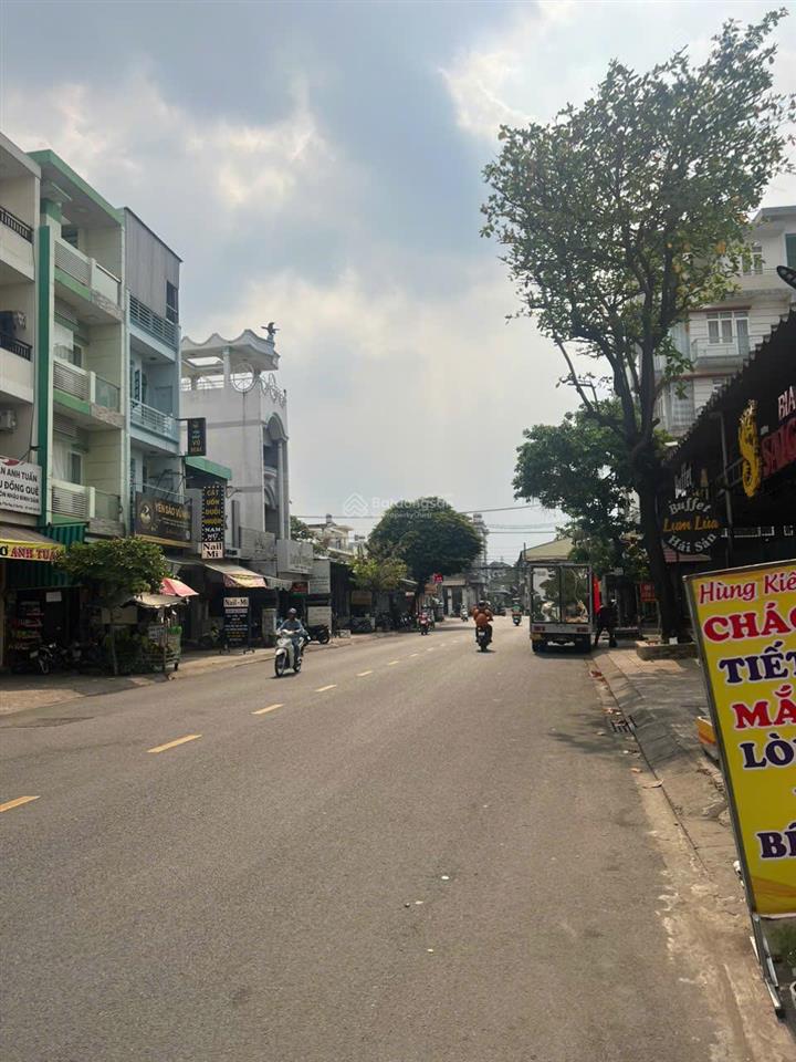 Siêu phẩm mặt tiền tân phú ngang khủng hơn 5m nhà mới tinh doanh ngay
