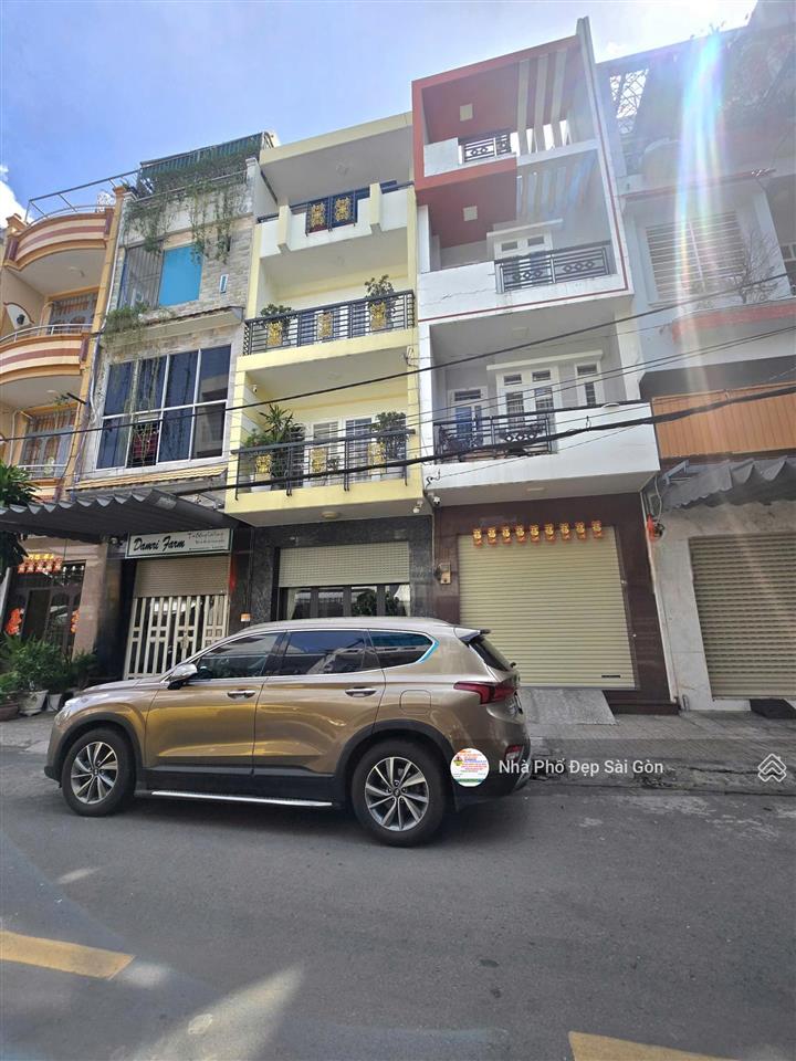Bán nhà mtnb 12m đường khuông việt tân phú. dt 4x12m đúc 4 tầng khu vip an ninh dân trí cao