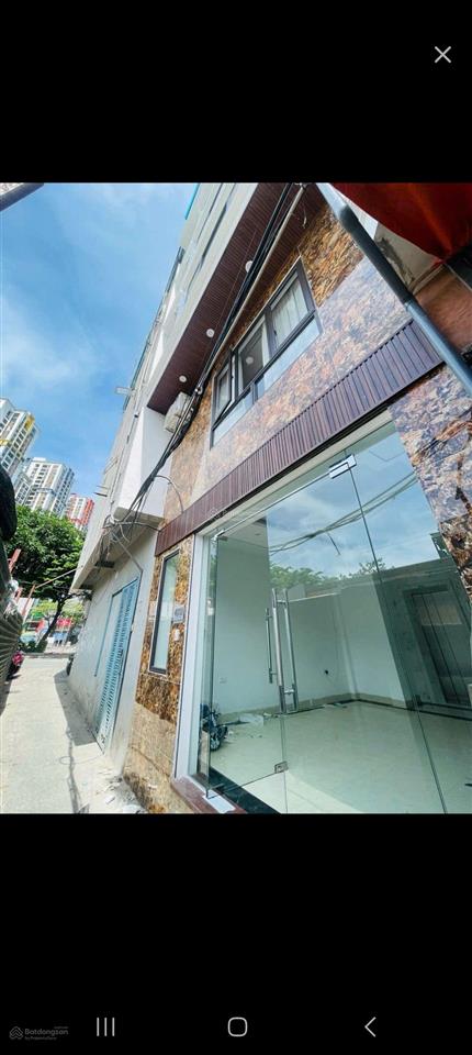 Bán nhà siêu xinh vũ tông phan. cách 1 nhà ra mặt phố. chủ cần bán gấp. ô tô đỗ cửa. kinh doanh