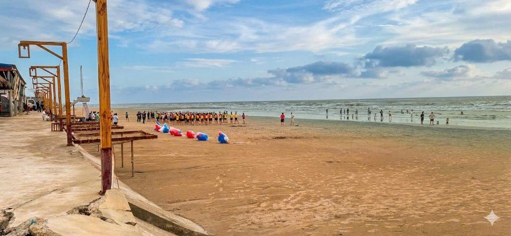 Cần bán 115m2 đối diện bãi tắm Hải Hậu giá 700 triệu kinh doanh được luôn