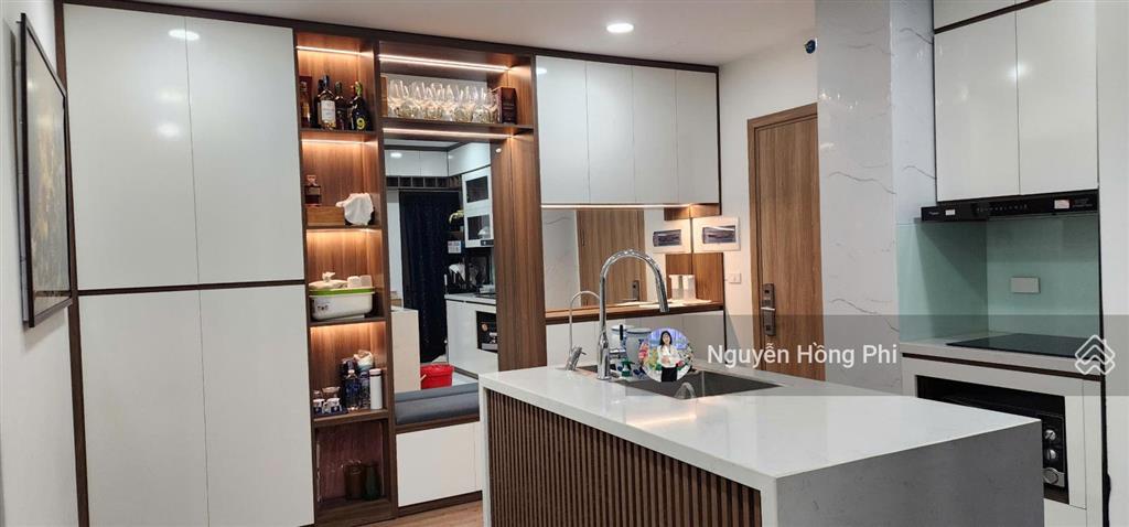 Bán ch 97m2 3pn 2wc tầng trung, view đẹp, hướng mát sẵn sổ le grand jardin sài đồng giá 7 tỷ