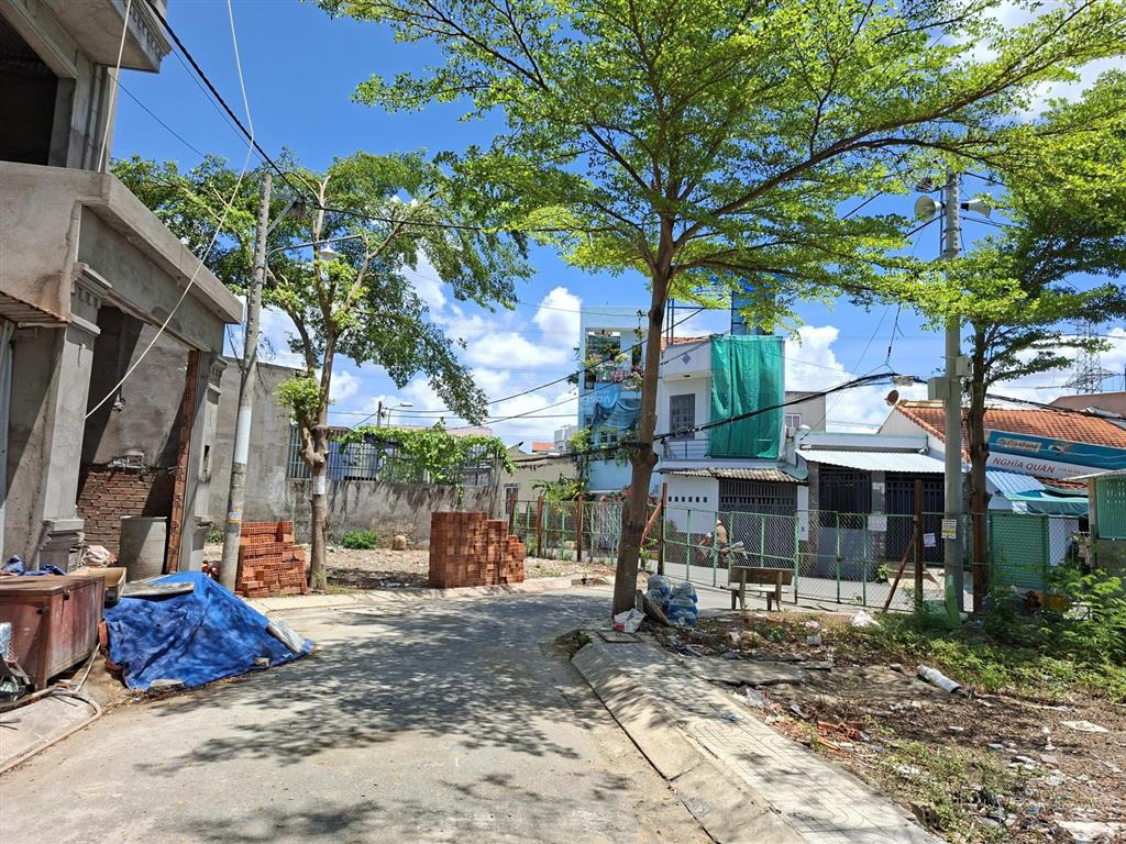 Cần bán đất thổ cư đường ôtô cạnh mặt tiền nguyễn bình, nhà bè