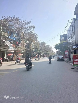 Bán nhà mặt đường Điện Biên, 2 tầng lô góc - Diện tích 110m2 - Mặt tiền 6.5m