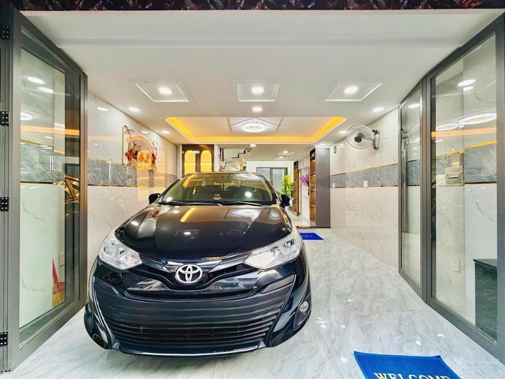 Sát mặt tiền đường, nhà 5 tầng, hẻm xe tải, 63m2. ngay emart phan huy ích, gò vấp