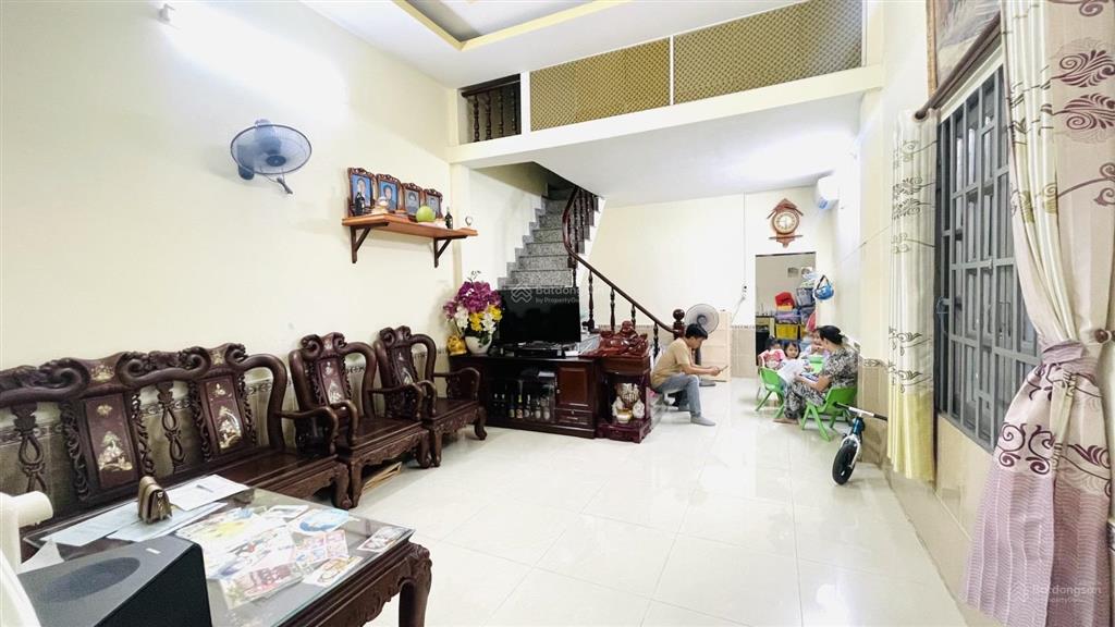 Hẻm nguyễn oanh ngang 4.2m 2 tầng sổ vuông không lỗi gì chủ ngộp nên bán