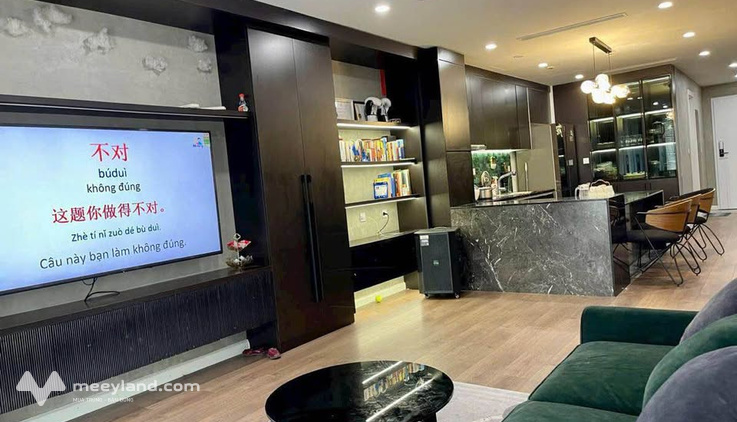 Bán chung cư Việt Hưng - Long Biên 3 ngủ 2 vệ sinh, 107m2, thiết kế thoáng mát