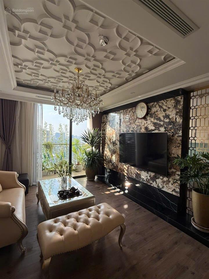 Tôi chủ nhà cần bán nhanh căn hộ 142m2 3n3wc tòa ct4 vimeco. view đẹp thoáng. giá công khai 12,7 tỷ