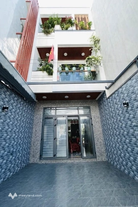 Nhà 3 ngủ 2 lầu sổ hồng sang tên ngay, hẻm xe tải tránh, Vũng Tàu