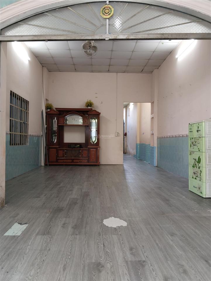 Nhà 100m2 (73m2 thổ cư) ôtô đậu sân giá 2.35 tỷ tại thuận giao gần aeon, ql13, vsip1