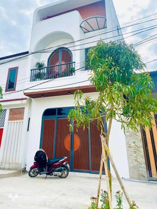 Chính chủ cần bán căn nhà ở Đường Thăng Long - Thành phố Vinh - Tặng lại toàn bộ nội thất, chỉ việc xách đồ về ở luôn