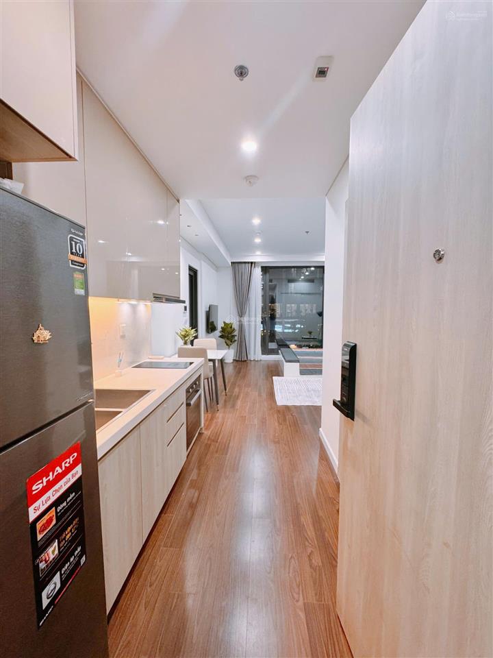 Giá thật căn studio 31.8m2 nhà đủ đồ đẹp, 2tỷ330, gs1 vin smart city (mình bán gấp trong tuần)