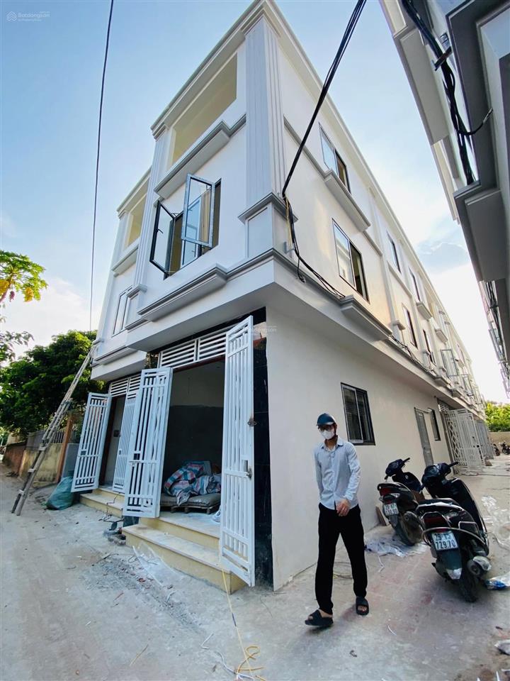 Đảm bảo căn này vị trí cực đẹpđối diện nhà văn hóabãi đỗ ô tô cạnh nhàgiá siêu siêu rẻ