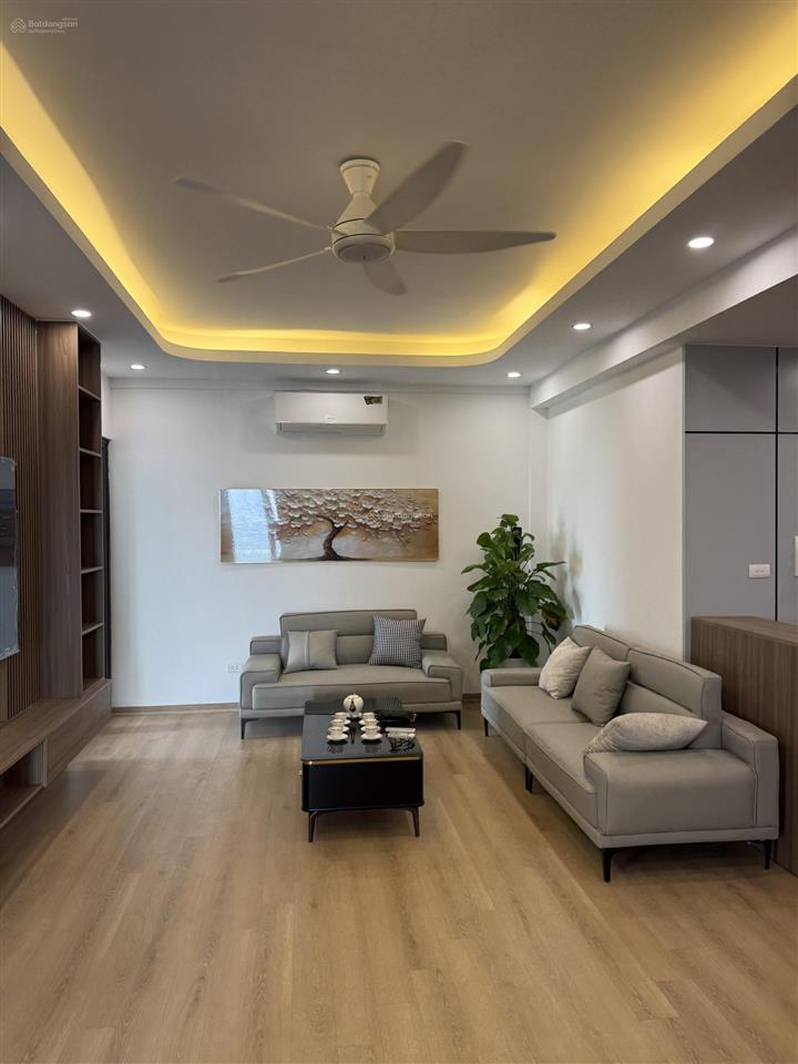 Cần bán căn góc 115m2, thiết kế 3 ngủ 2 vs view thoáng, tầng cao kđt thị mễ trì thượng, hà nội