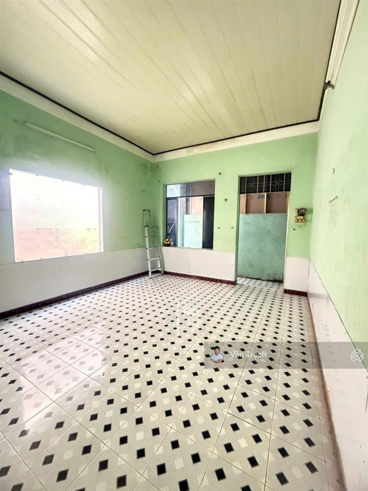 Bán nhà cấp 4 mặt tiền thích quảng đức rộng 25m đã có sổ hồng xây dựng tự do giá tốt