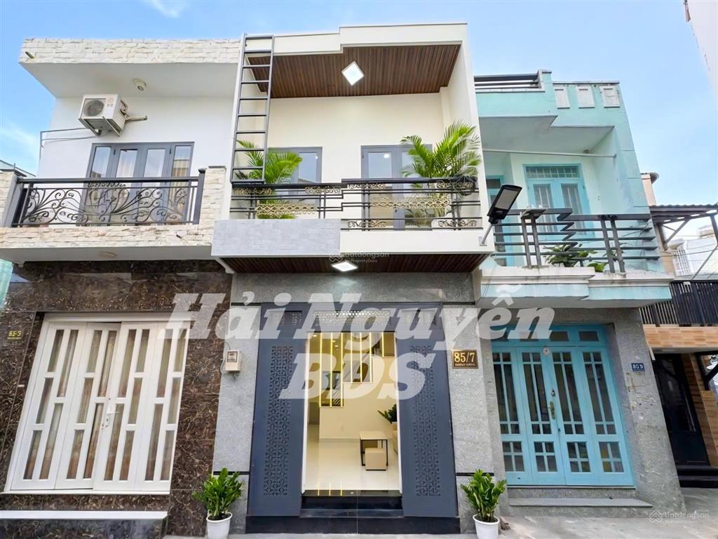 Nhà mới đẹp 1 lầu hẻm 4m trần xuân soạn q7 cạnh q4