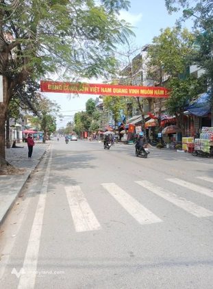 Bán nhà mặt đường Phù Nghĩa, gần Bệnh viện Nội Tiết, Bệnh viện Mắt, kinh doanh cực tốt