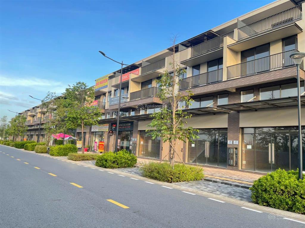Bán shophouse waterpoint giá tốt đối diện cụm căn hộ, trường học