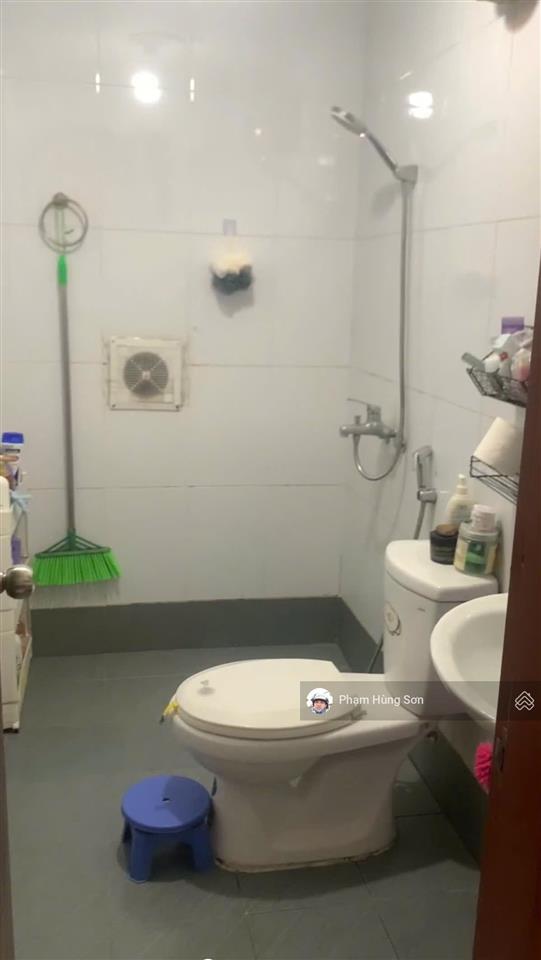 Tầm tiền hiếm tầng đẹp 2 phòng ngủ mặt đường cực xịn nhà đẹp ở luôn!