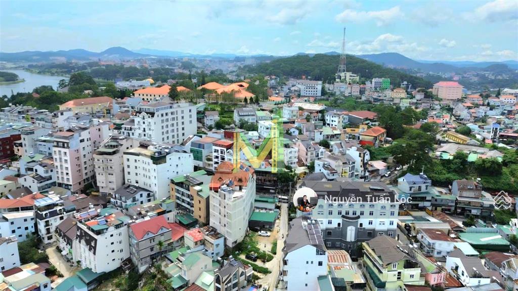Bán lô đất vàng 518m2 ngay trung tâm đà lạt, hai mặt tiền đường lớn, quy hoạch liên kế phố xd 100%